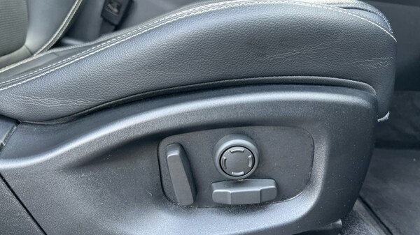 Used Jaguar E-Pace 2022 for sale - 76130418: Photo 36