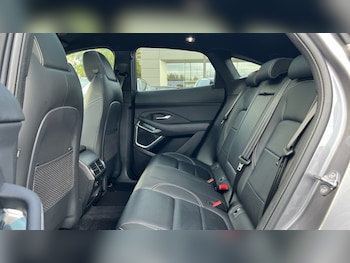 Used Jaguar E-Pace 2022 for sale - 76130418: Photo 4