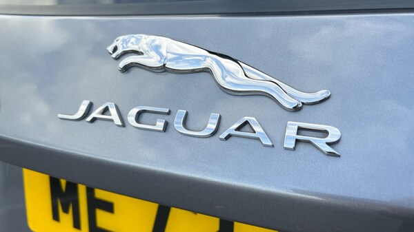 Used Jaguar E-Pace 2022 for sale - 76130418: Photo 60