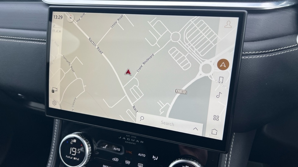 Used Jaguar F-Pace 2024 for sale - 76871460: Photo 11