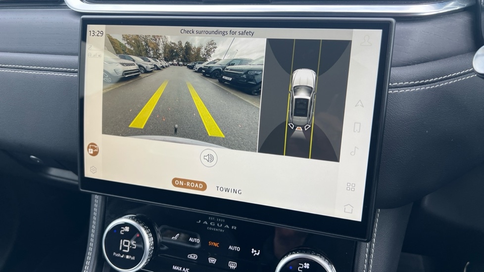 Used Jaguar F-Pace 2024 for sale - 76871460: Photo 12