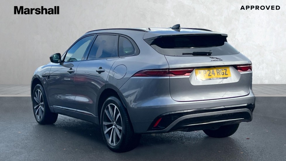 Used Jaguar F-Pace 2024 for sale - 76871460: Photo 2