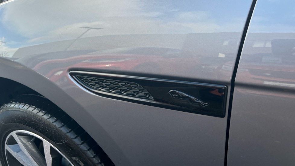 Used Jaguar F-Pace 2024 for sale - 76871460: Photo 20