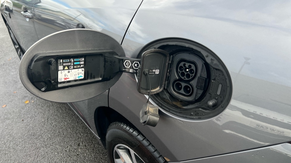 Used Jaguar F-Pace 2024 for sale - 76871460: Photo 57