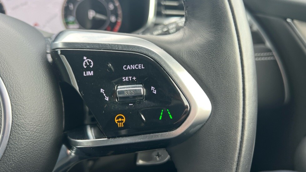 Used Jaguar F-Pace 2024 for sale - 76871460: Photo 58