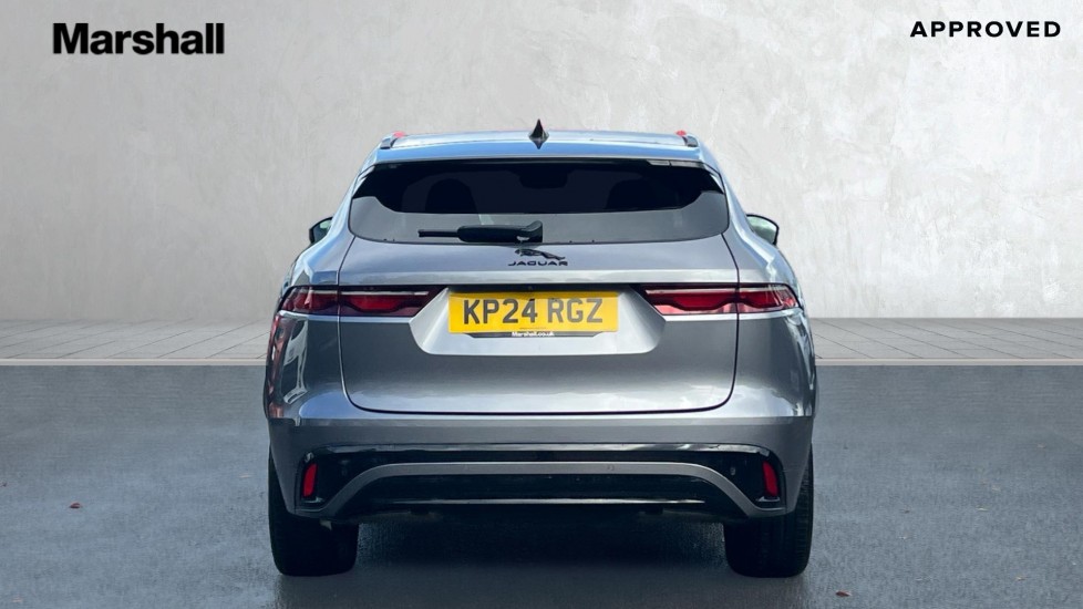 Used Jaguar F-Pace 2024 for sale - 76871460: Photo 6