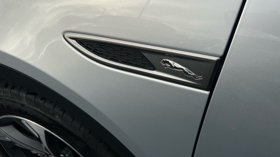 Used Jaguar E-Pace 2022 for sale - 76872207: Photo 20