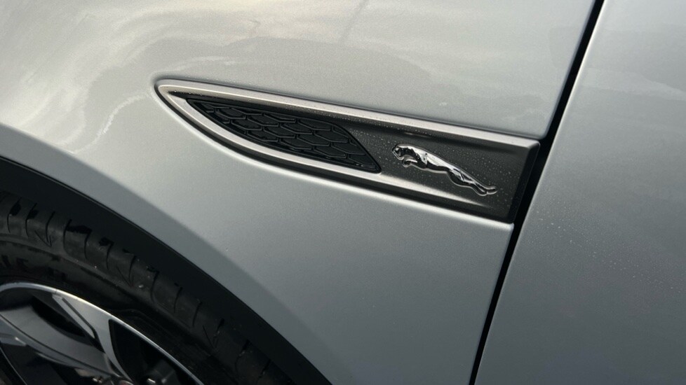 Used Jaguar E-Pace 2022 for sale - 76544511: Photo 20