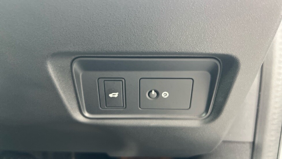 Used Jaguar E-Pace 2022 for sale - 76544511: Photo 40