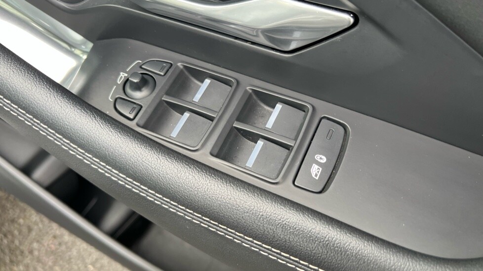 Used Jaguar E-Pace 2022 for sale - 76544511: Photo 42