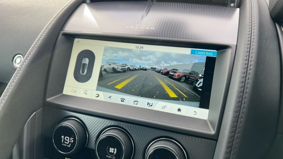 Used Jaguar F-Type 2024 for sale - 76458919: Photo 12