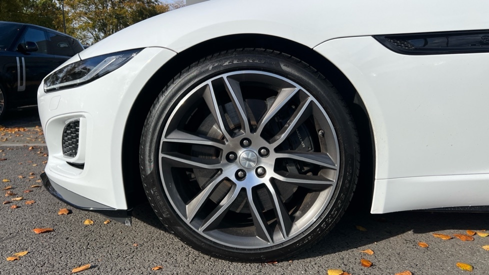 Used Jaguar F-Type 2024 for sale - 76458919: Photo 26