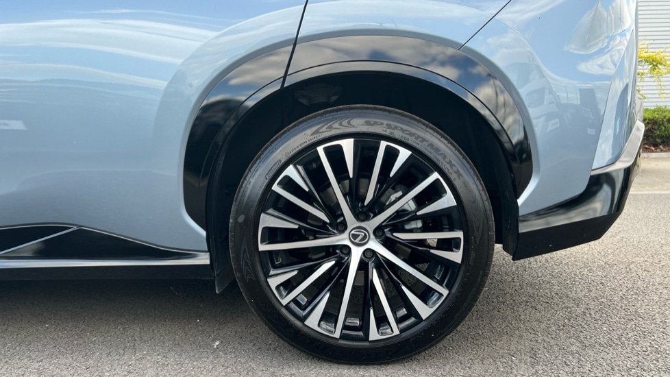 Used Lexus RZ 2024 for sale - 76901263: Photo 18