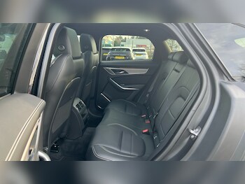 Used Jaguar F-Pace 2023 for sale - 76984112: Photo