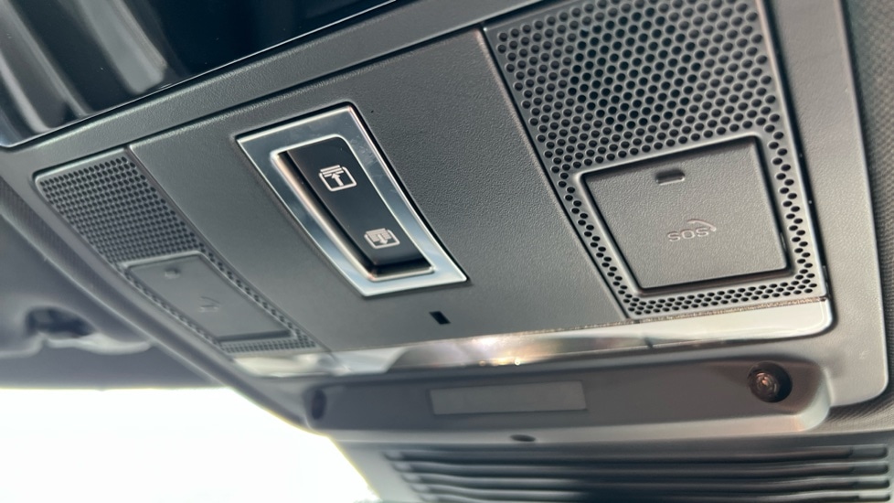 Used Jaguar F-Pace 2023 for sale - 76868667: Photo 47