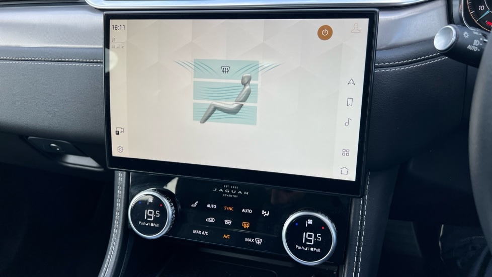 Used Jaguar F-Pace 2023 for sale - 76868667: Photo 59