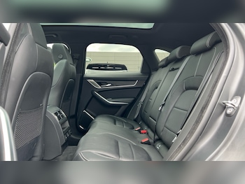 Used Jaguar F-Pace 2023 for sale - 75522063: Photo