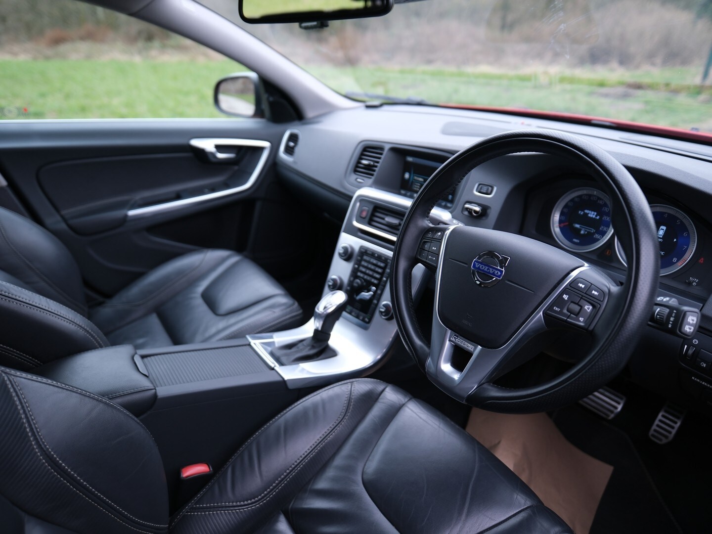 Used Volvo V60 2024 for sale - 74593576: Photo 59