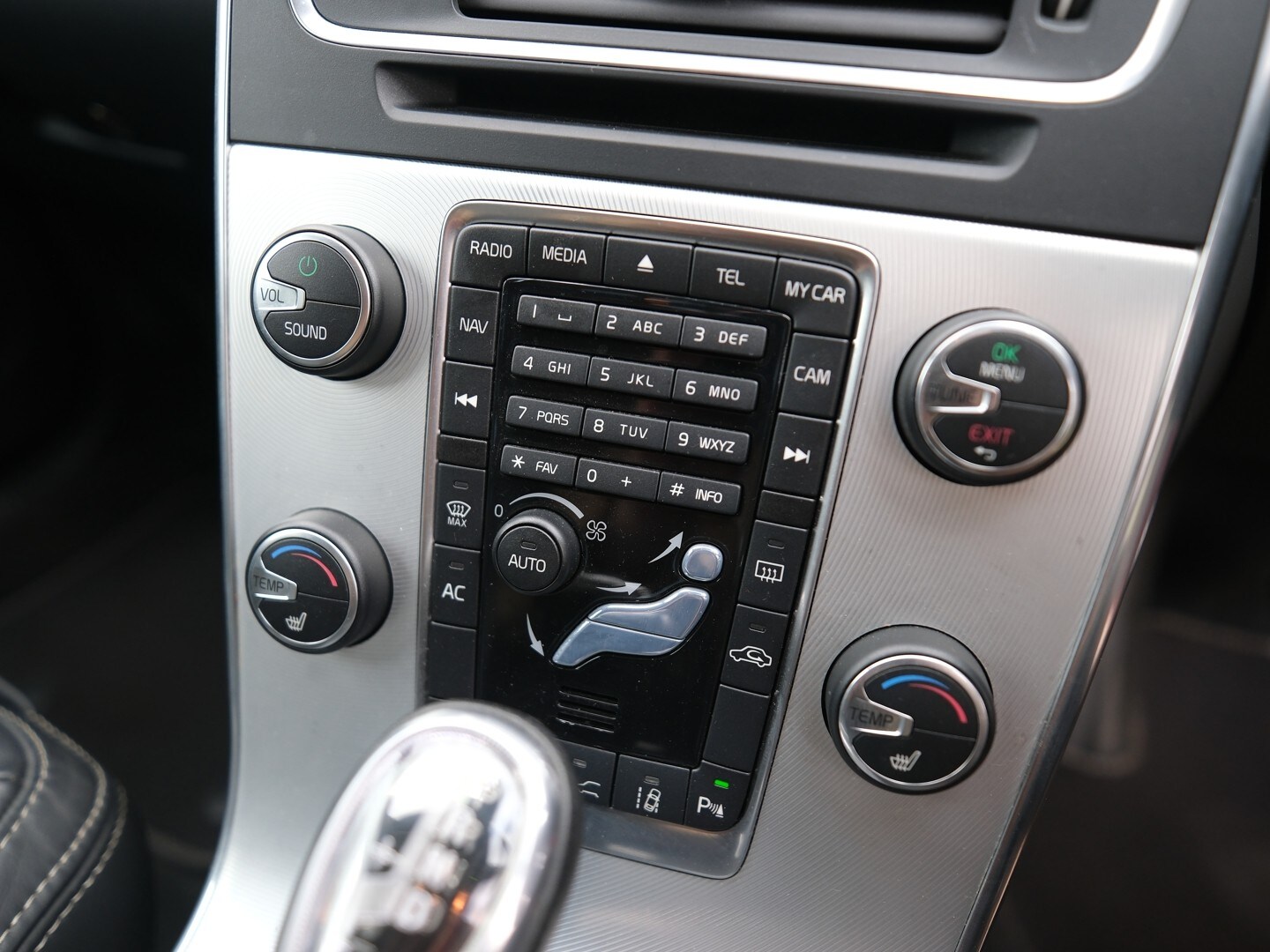 Used Volvo V60 2024 for sale - 74593576: Photo 63