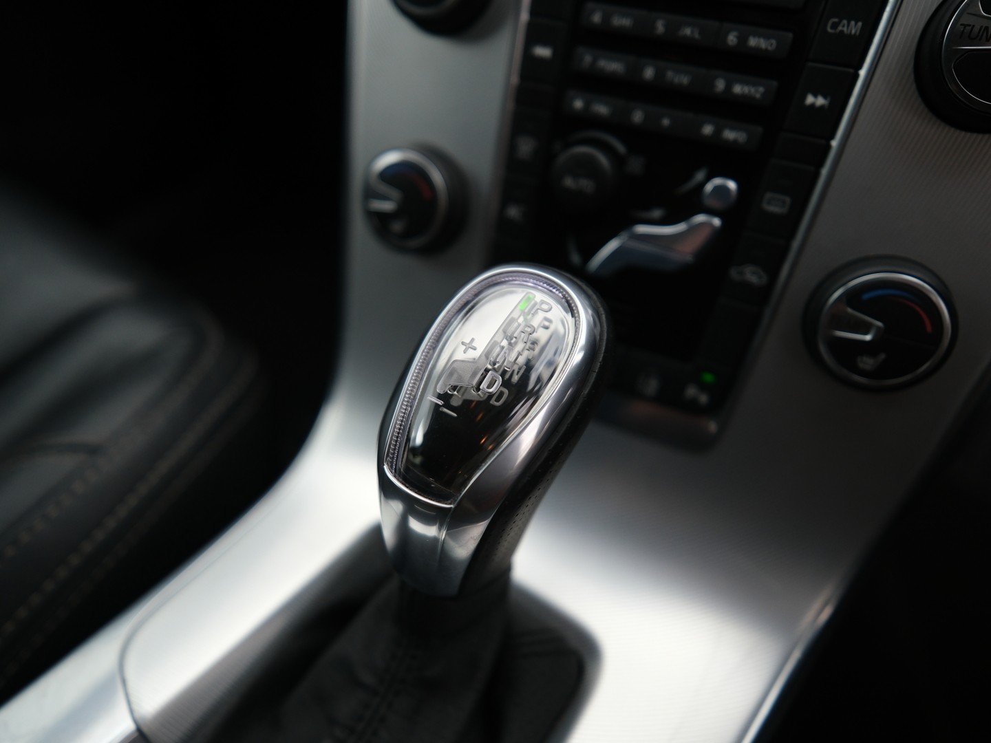 Used Volvo V60 2024 for sale - 74593576: Photo 64