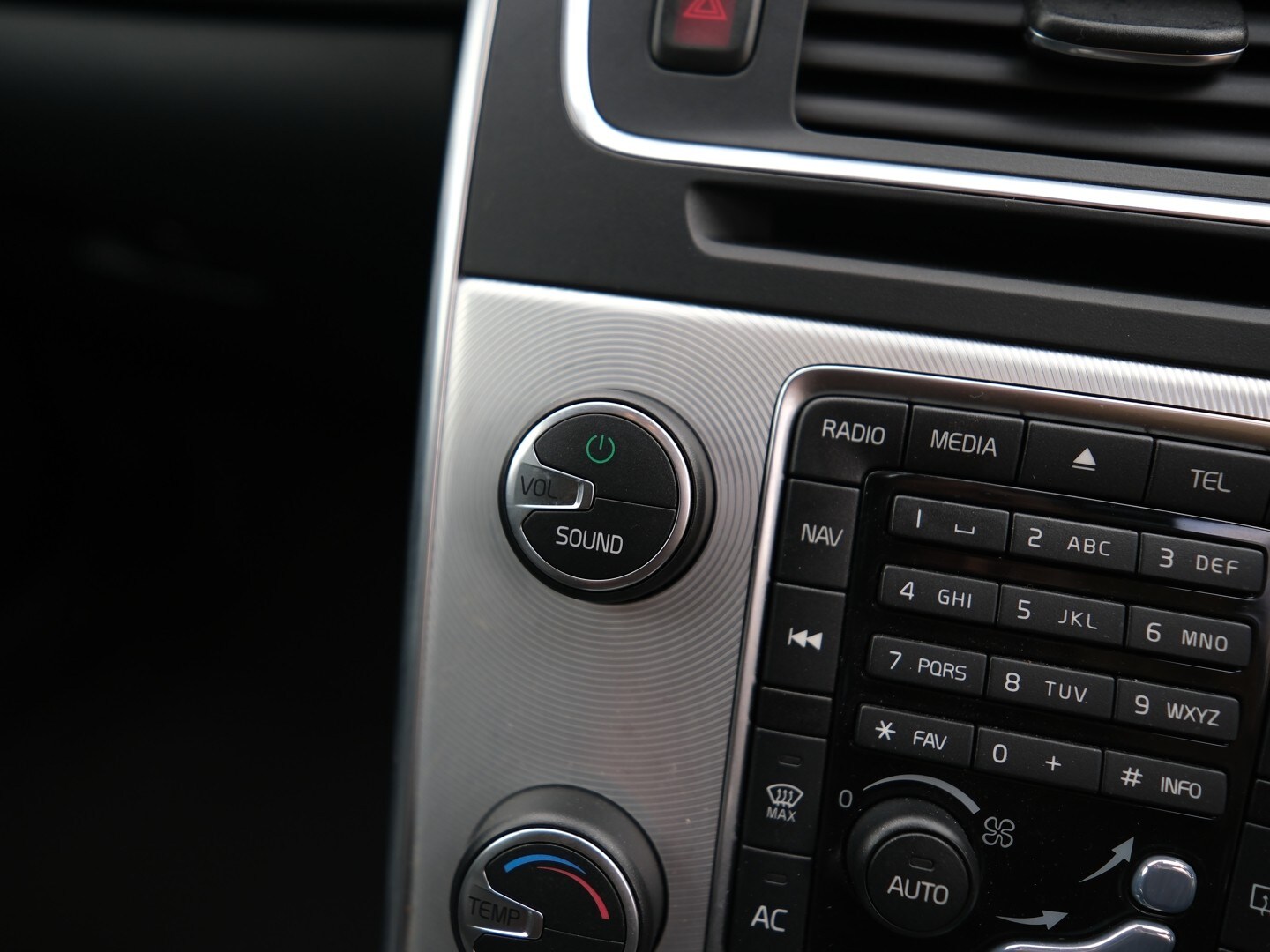 Used Volvo V60 2024 for sale - 74593576: Photo 66