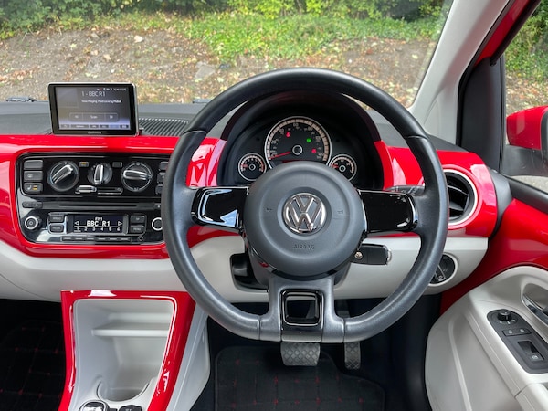 Used Volkswagen up! 2024 for sale - 75676918: Photo 12