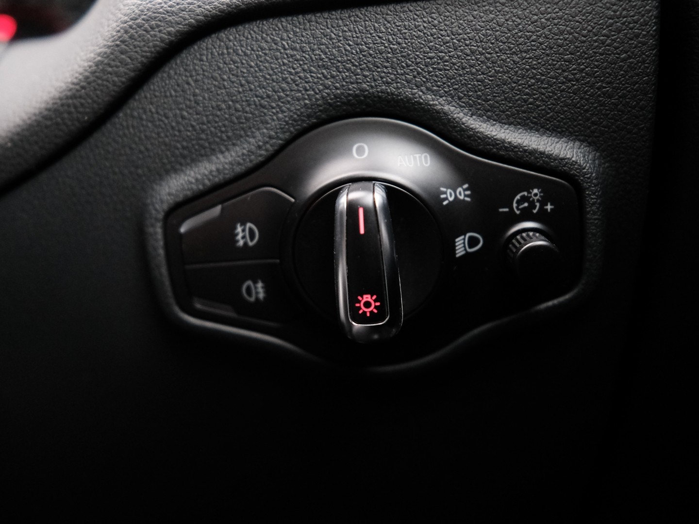 Used Audi Q5 for sale - 76697840: Photo 46