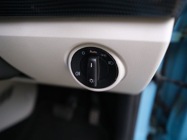 Used Volkswagen up! 2025 for sale - 75676892: Photo 30