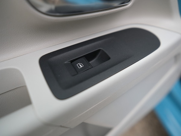 Used Volkswagen up! 2025 for sale - 75676892: Photo 38