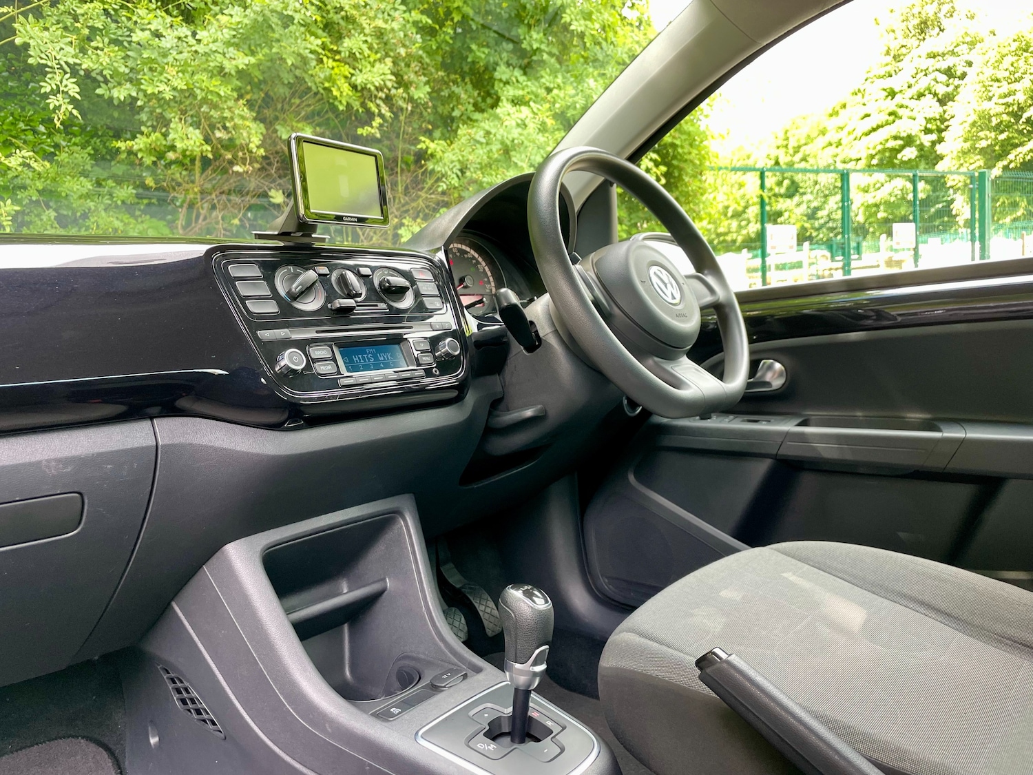 Used Volkswagen up! 2024 for sale - 76697883: Photo 11