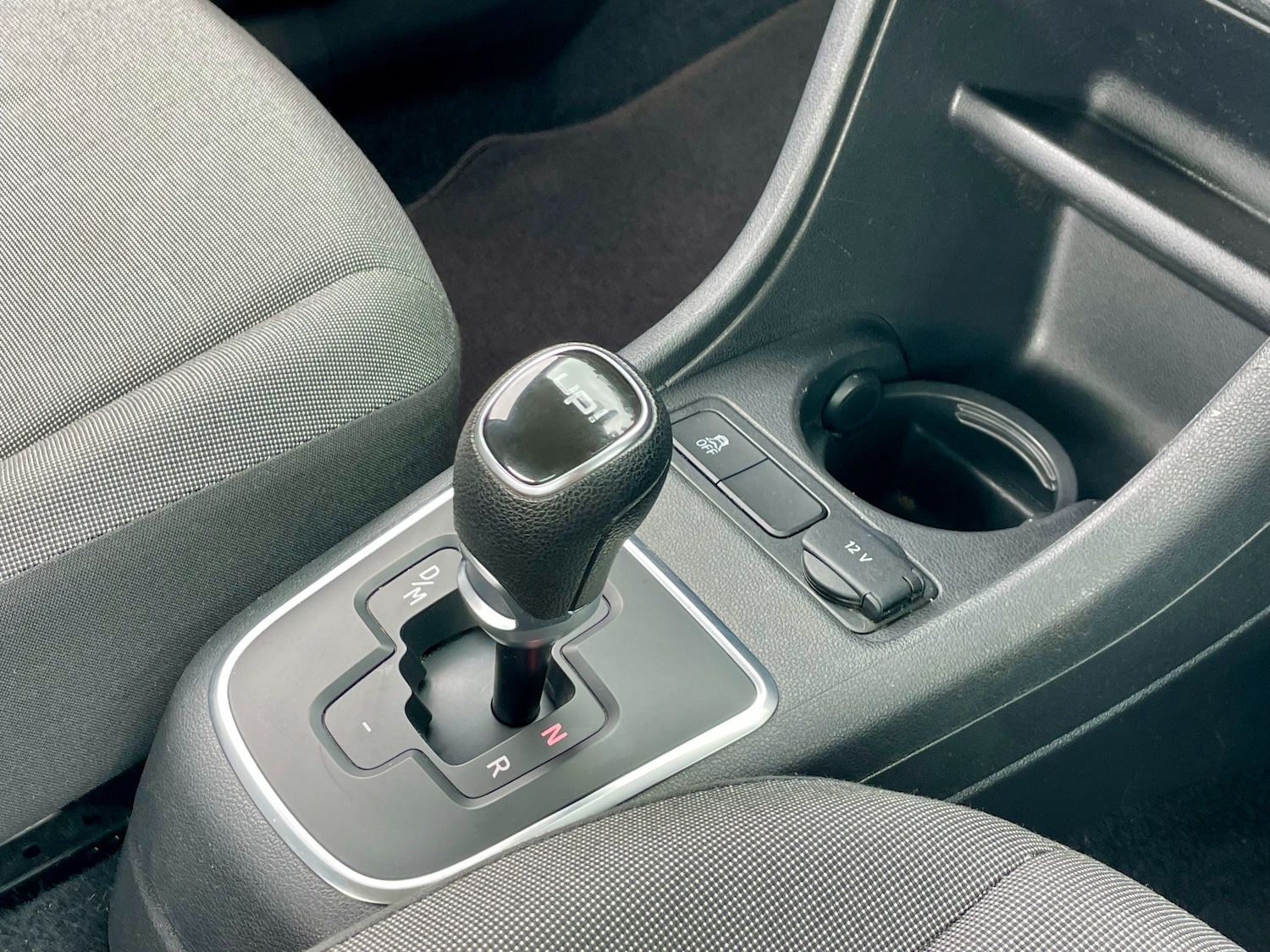 Used Volkswagen up! 2024 for sale - 76697883: Photo 16