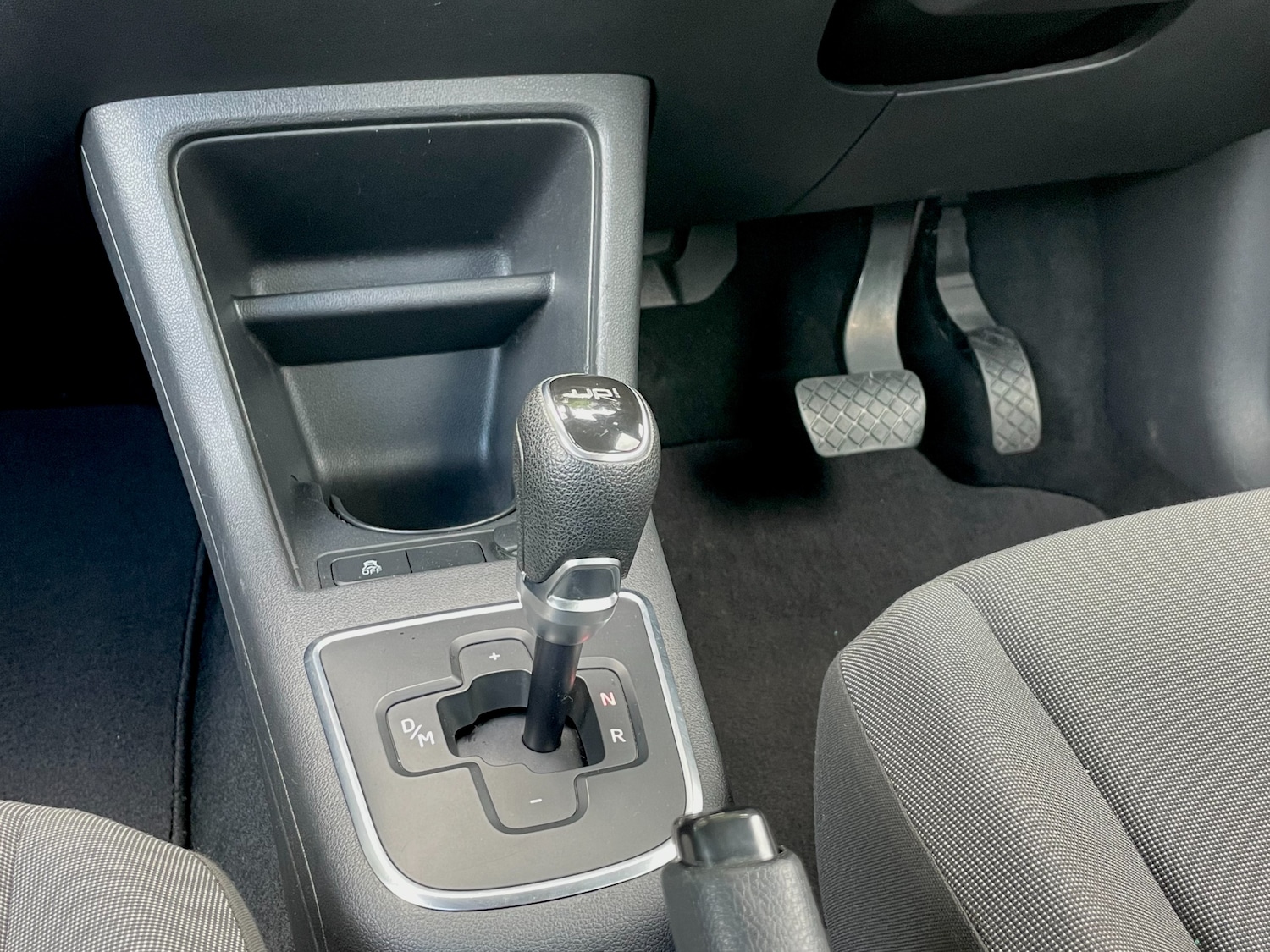 Used Volkswagen up! 2024 for sale - 76697883: Photo 27