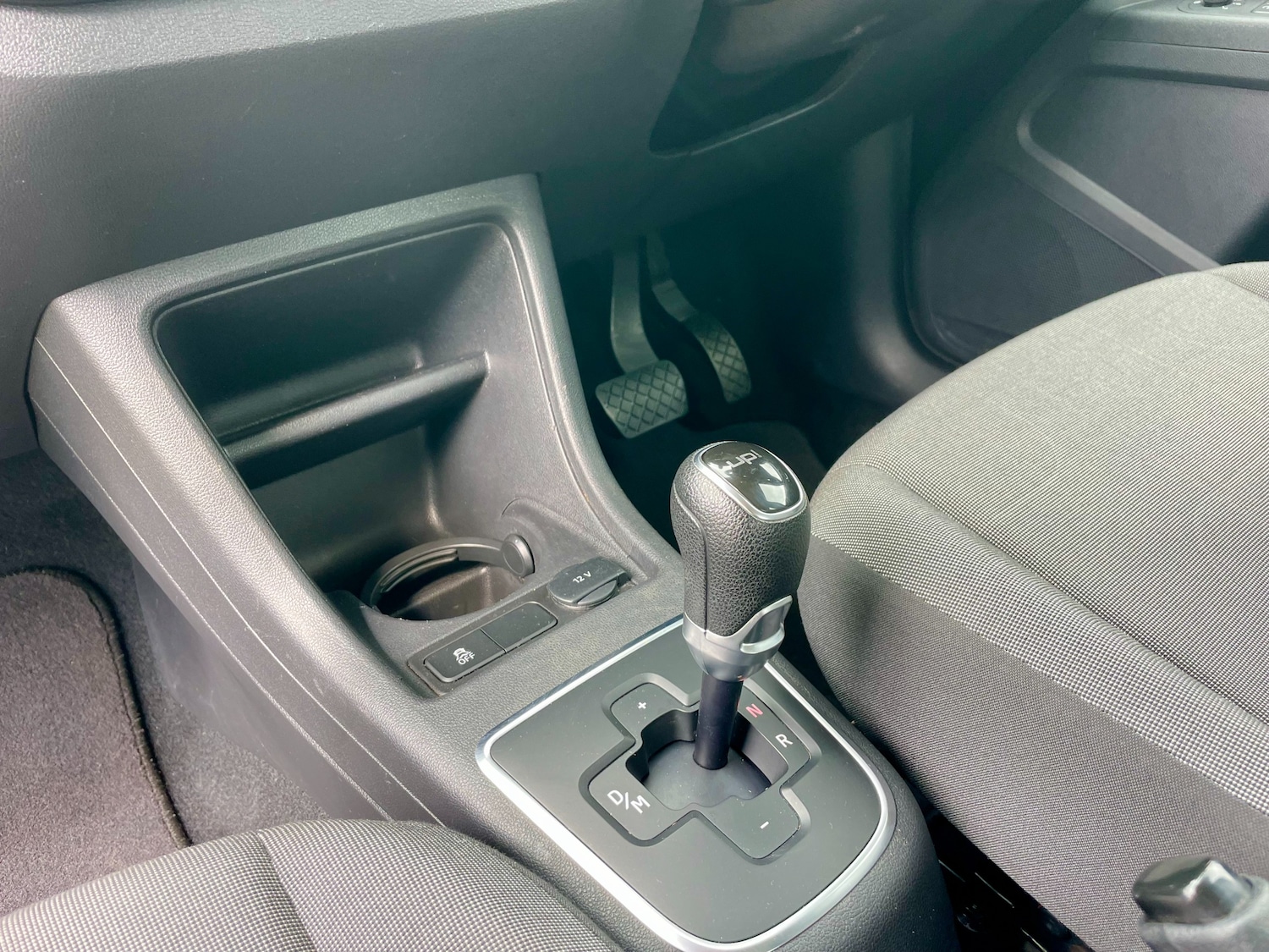 Used Volkswagen up! 2024 for sale - 76697883: Photo 30