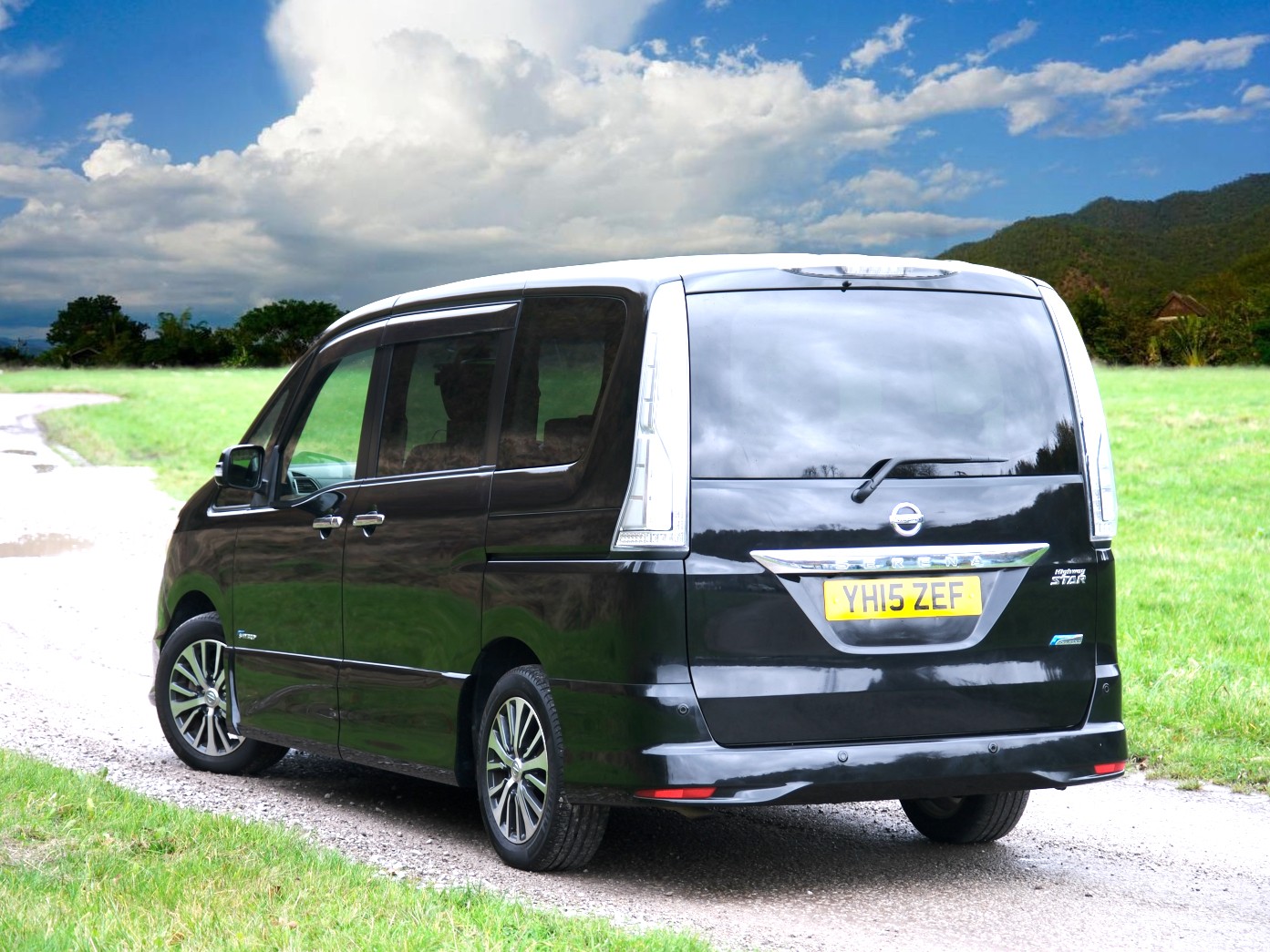 Used Nissan Serena 2025 for sale - 76883984: Photo 16