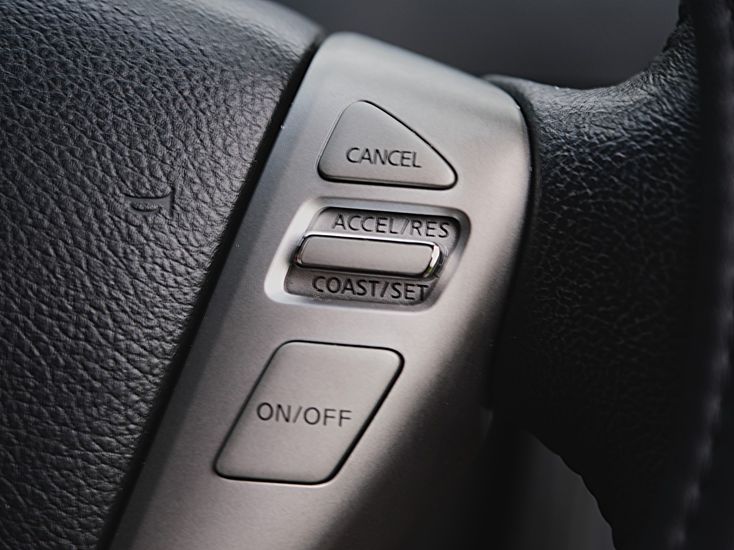 Used Nissan Serena 2025 for sale - 76883984: Photo 17