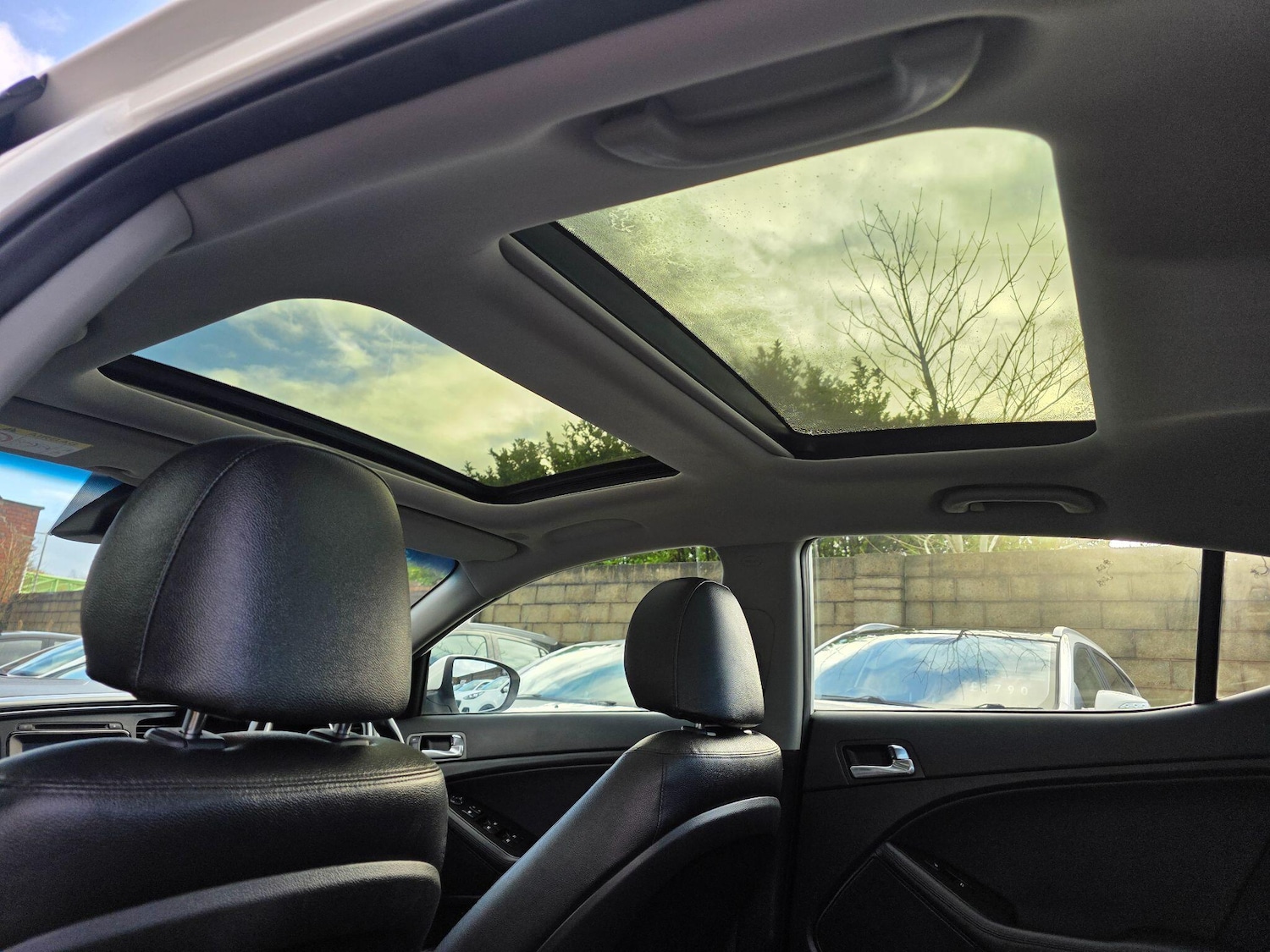 Used Kia Optima 2014 for sale - 76899524: Photo 22