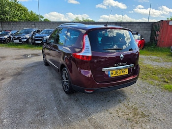 Used Renault Grand Scenic 2014 for sale - 78891378: Photo