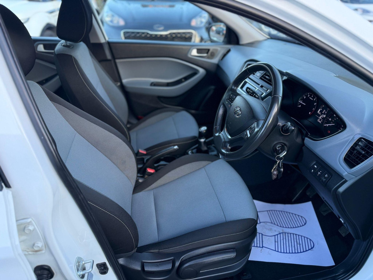 Used Hyundai i20 2017 for sale - 76759457: Photo 12