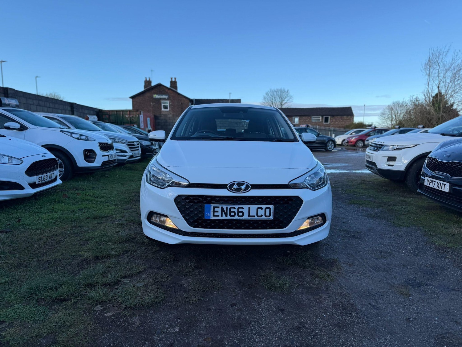 Used Hyundai i20 2017 for sale - 76759457: Photo 2