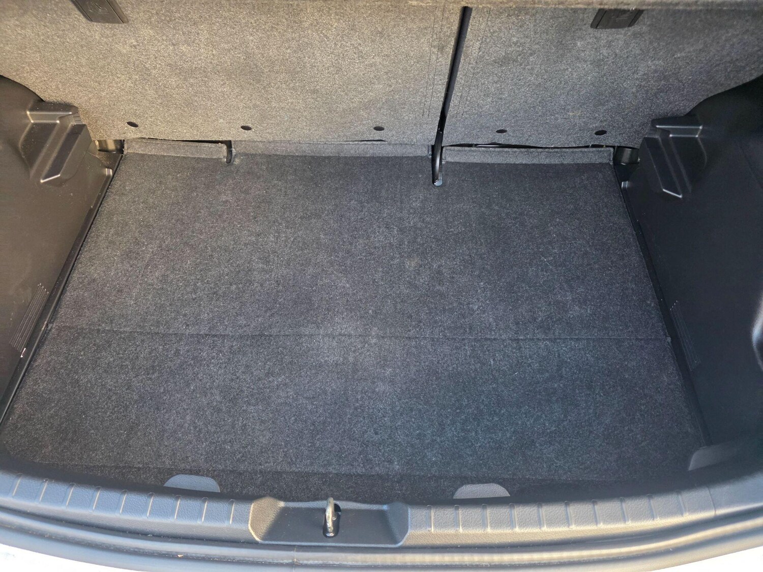 Used Toyota Yaris 2016 for sale - 76432799: Photo 34