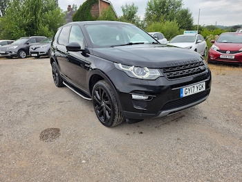 Used Land Rover Discovery Sport 2017 for sale - 79324753: Photo