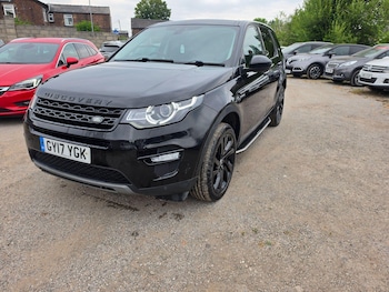 Used Land Rover Discovery Sport 2017 for sale - 79324753: Photo
