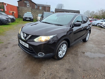 Used Nissan Qashqai 2014 for sale - 76714180: Photo