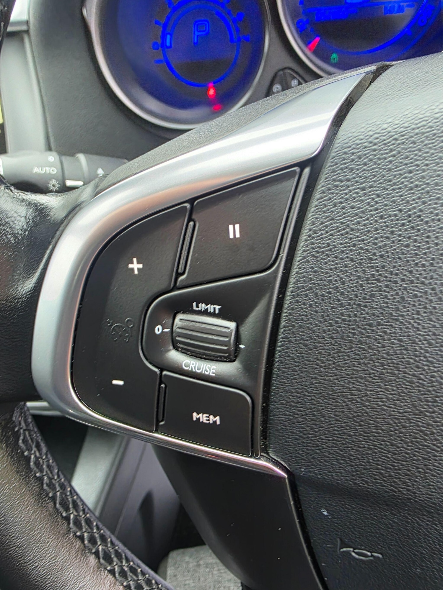 Used Citroen C4 2017 for sale - 76997857: Photo 28