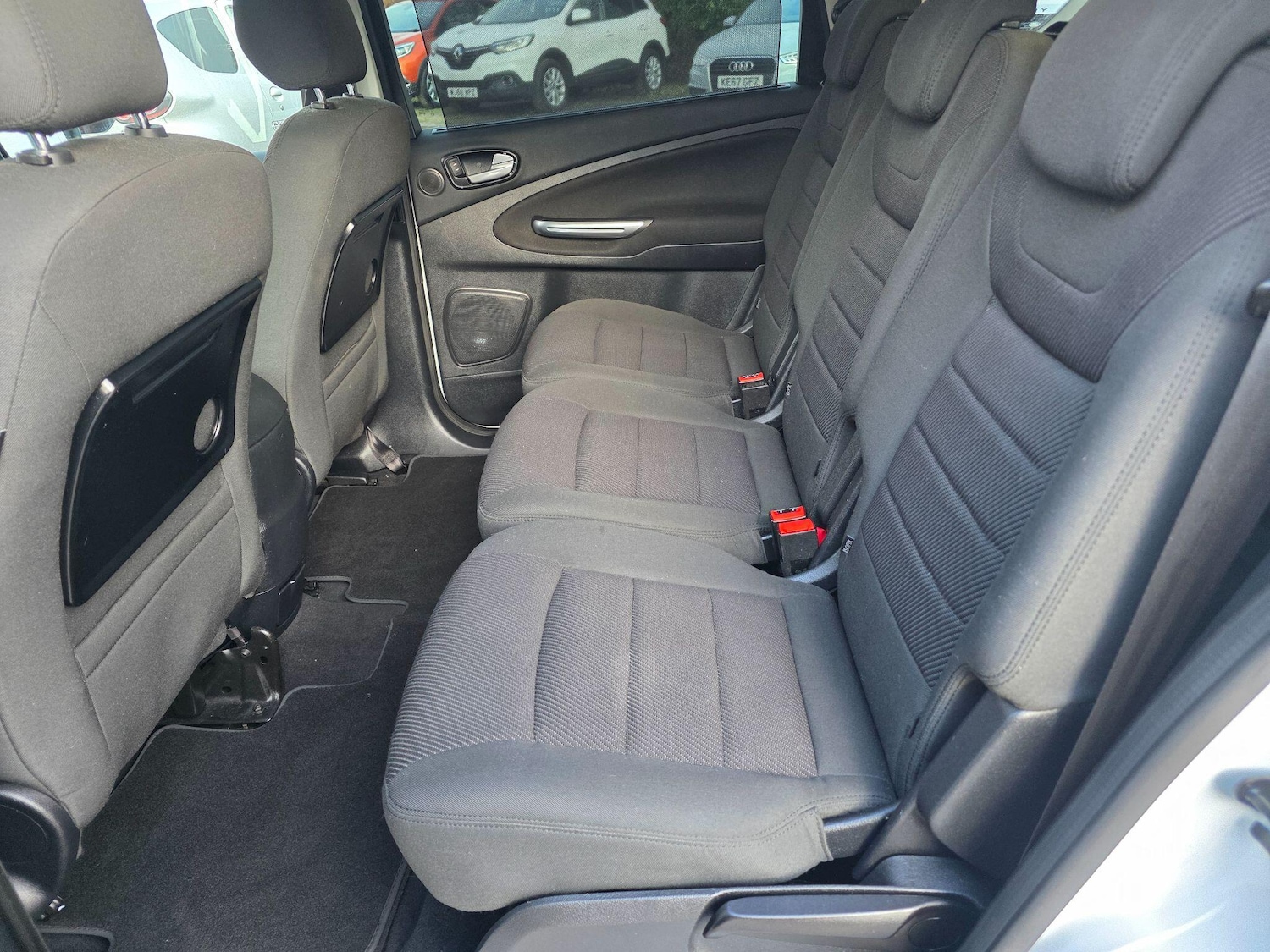 Used Ford S-Max 2012 for sale - 77238091: Photo 21