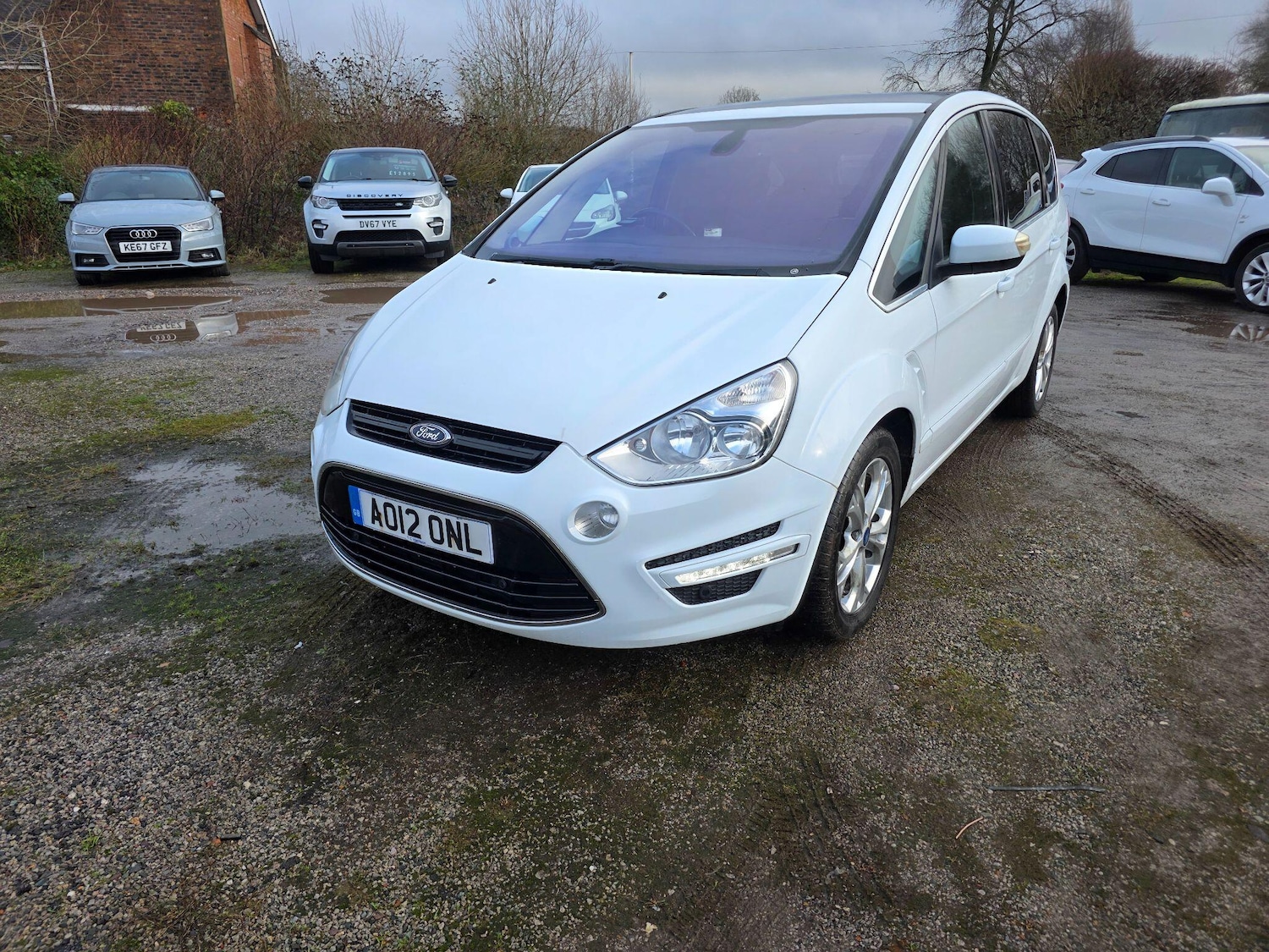 Used Ford S-Max 2012 for sale - 77238091: Photo 3