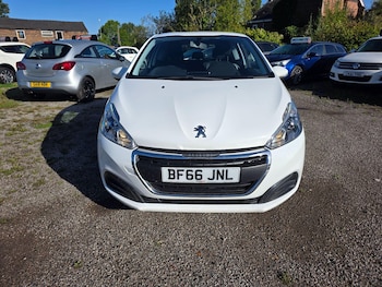 Used Peugeot 208 2017 for sale - 75809328: Photo
