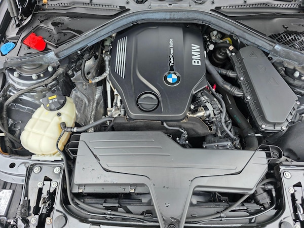 Used BMW 3 Series 2018 for sale - 76314349: Photo 39