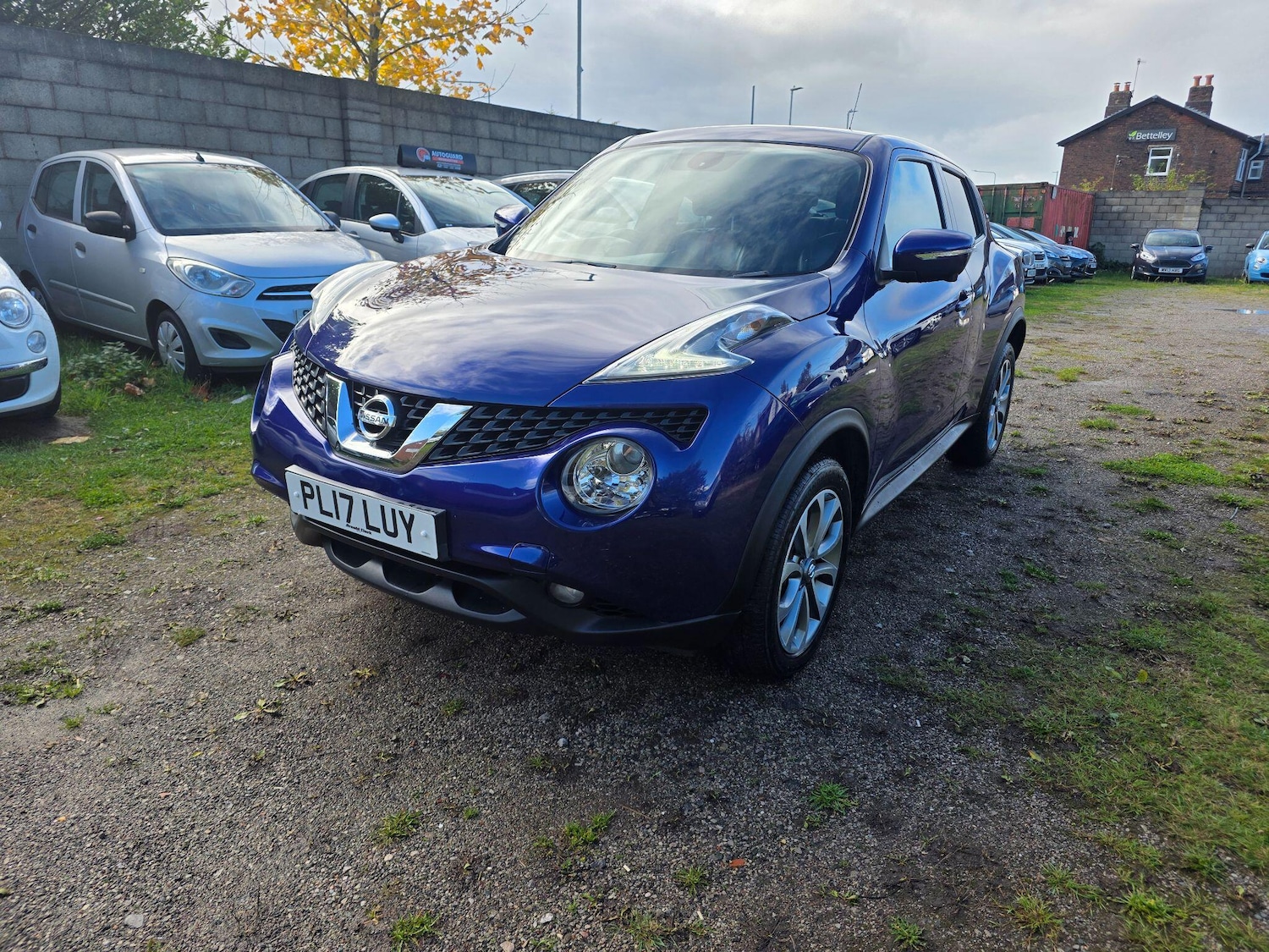 Used Nissan Juke 2017 for sale - 76389269: Photo 2