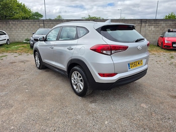 Used Hyundai TUCSON 2015 for sale - 79374102: Photo